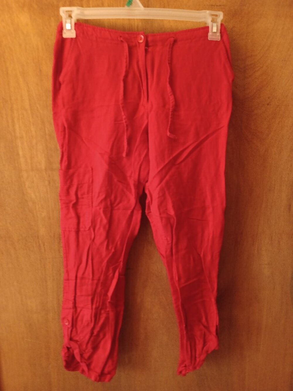 Peter Nygard Women's Capri Pants Red